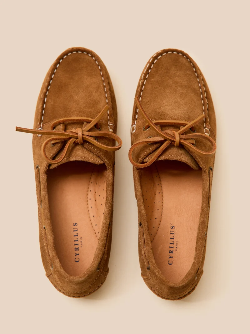 Damenschuhe aus Leder im Bootsschuh-Stil