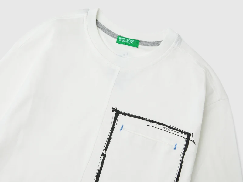 T-Shirt mit Tasche aus Bio-Baumwolle
