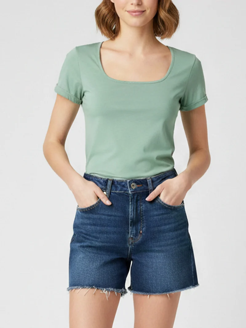 T-shirt da donna in cotone con scollo quadrato - verde chiaro