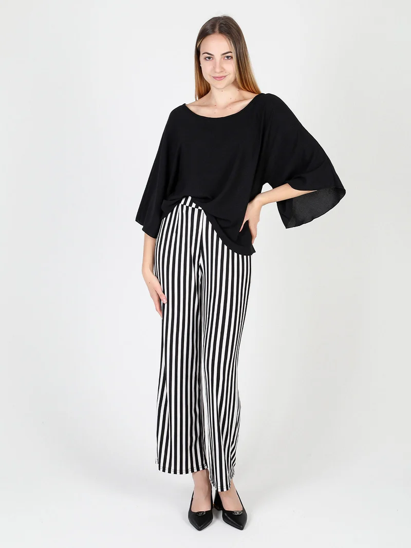 Blusa donna con maniche a campana - nero