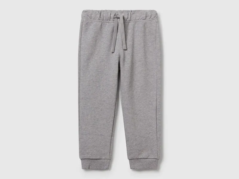 Sweatshirt-Jogginghose mit normaler Passform
