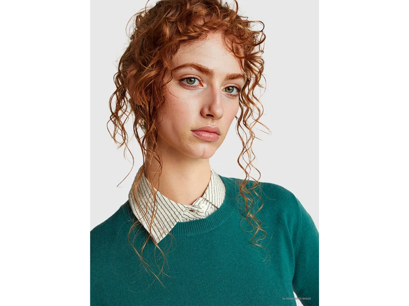 Fuchsiafarbener Pullover mit Rundhalsausschnitt aus Merinowolle