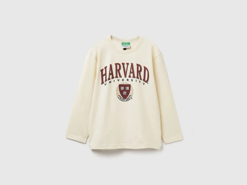 T-Shirt mit Rundhalsausschnitt ©Harvard University