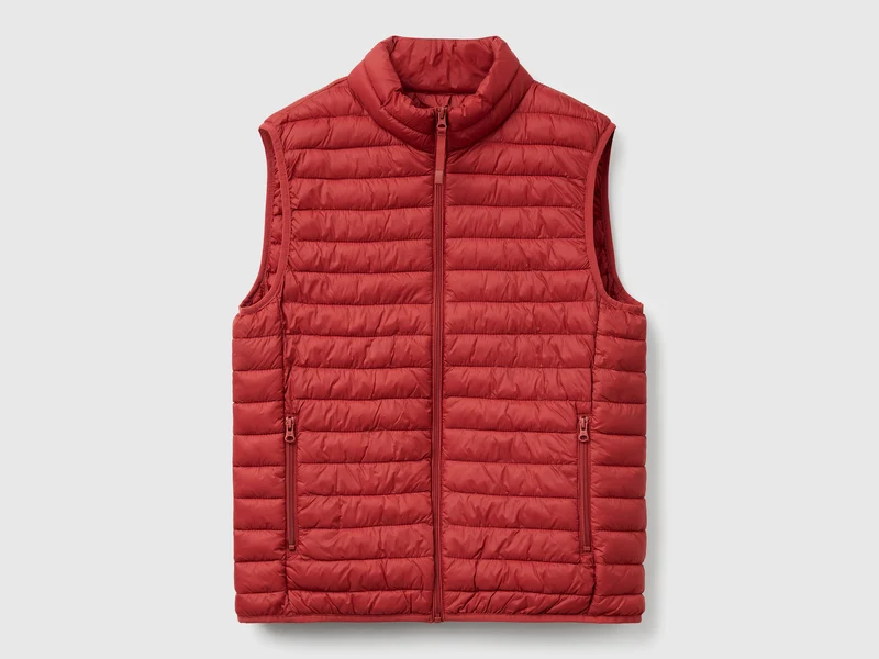 Gefütterte ärmellose Jacke mit normaler Passform