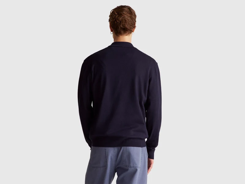 Poloshirt aus Viskose-Mix-Strick