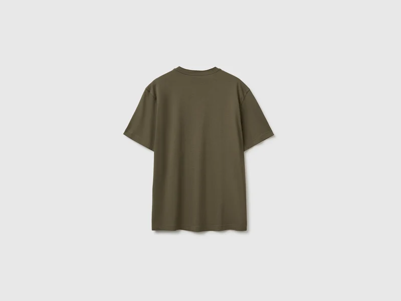 Militärgrünes T-Shirt