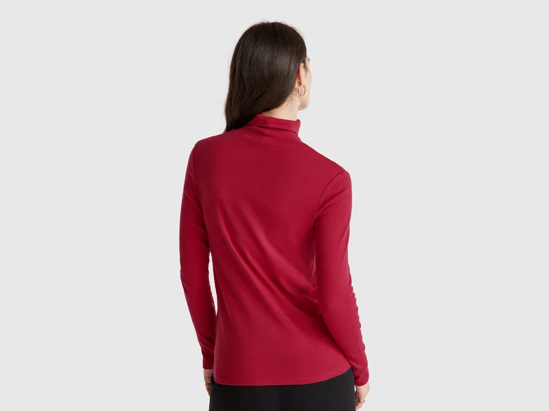 Langarm-T-Shirt mit hohem Halsausschnitt