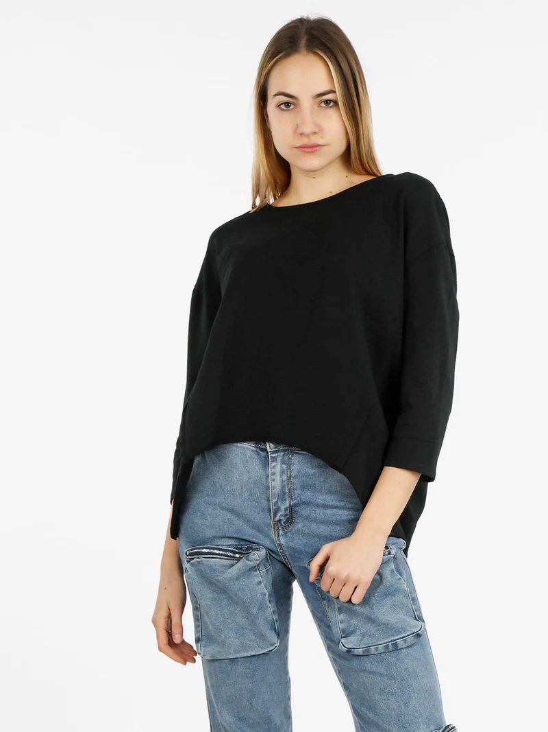 T-shirt donna a manica lunga con spacco dietro - nero