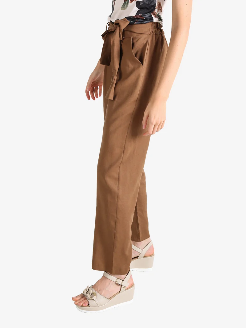 Pantaloni donna in misto lino con cintura - marrone