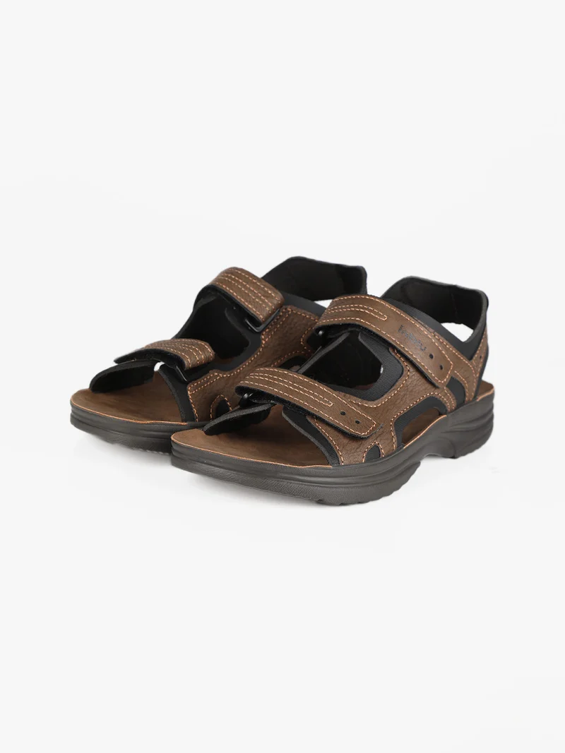 Sandali da uomo con strappi - marrone