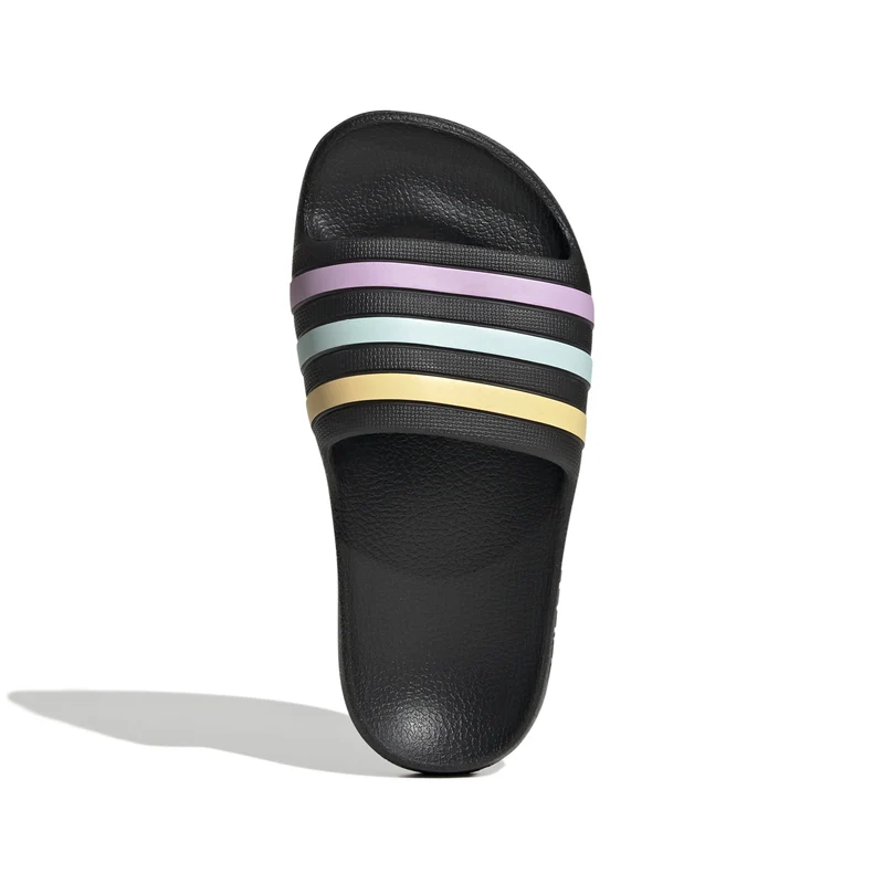 ADILETTE AQUA K