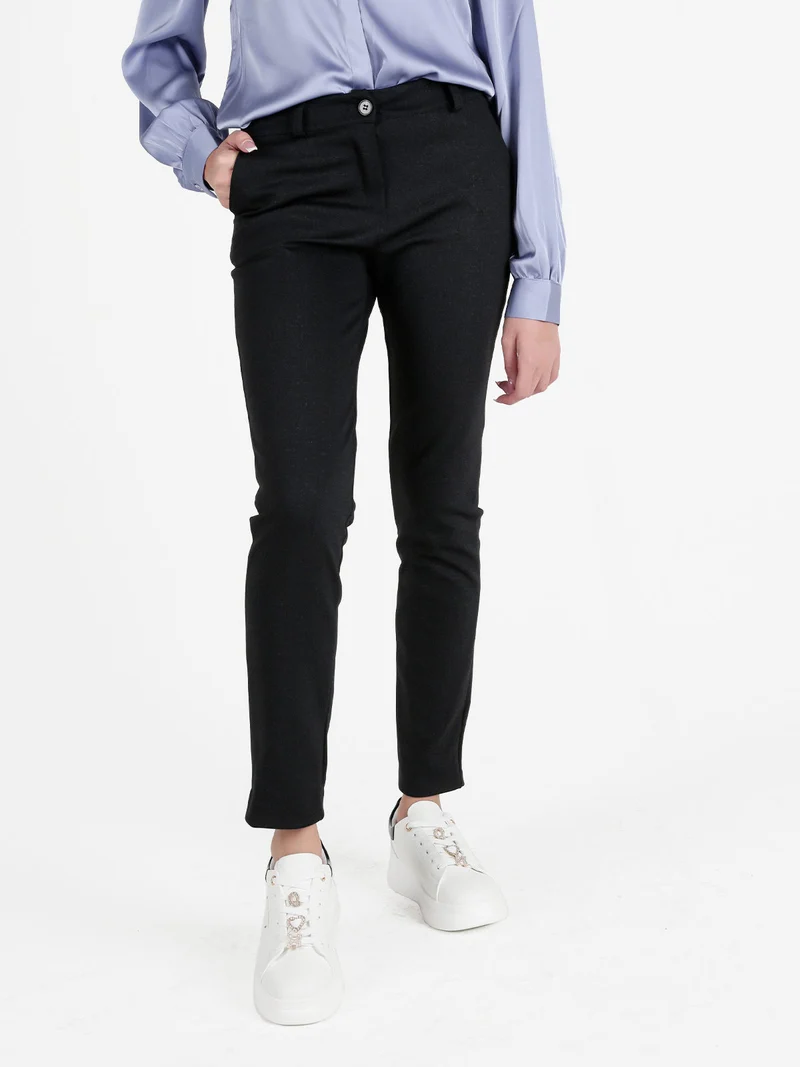 Pantaloni casual da donna a gamba dritta - nero