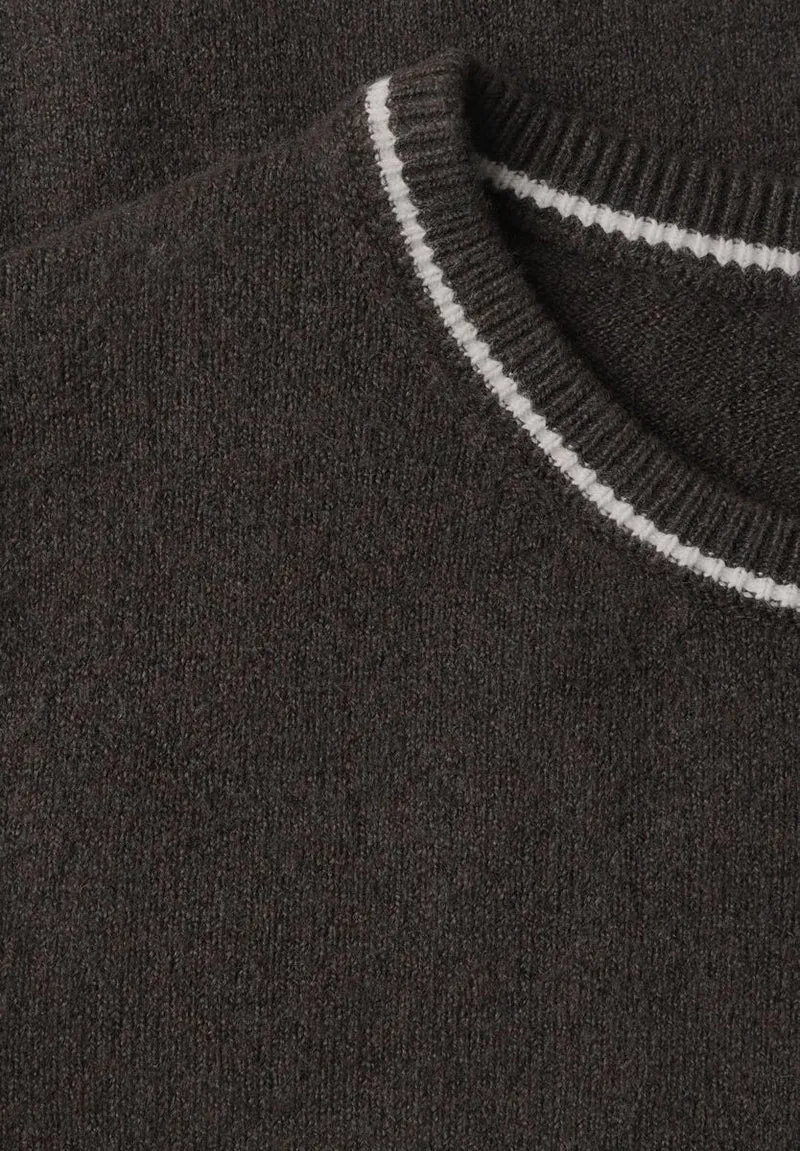 Kurzarm Pullover mit Kontrastdetail