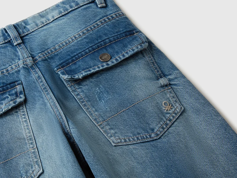 Locker sitzende Jeans