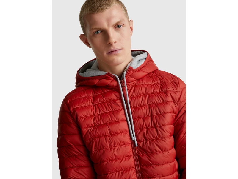 Gefütterte Daunenjacke im Regular Fit