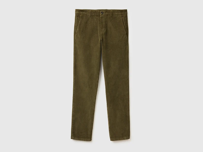Slim-Fit-Hose aus Stretch-Samt