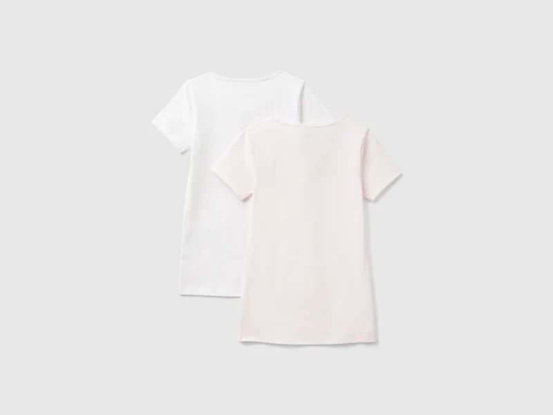 Zwei T-Shirts aus Stretch-Baumwolle