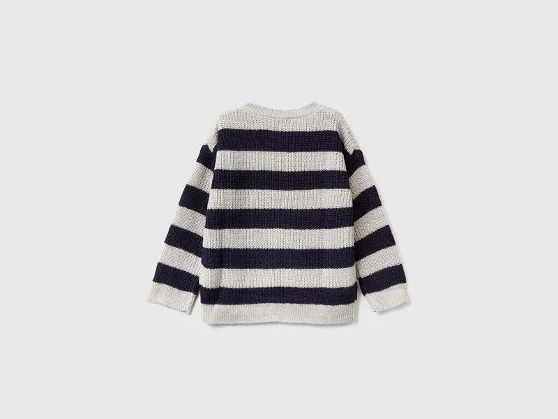Gestreifter Pullover