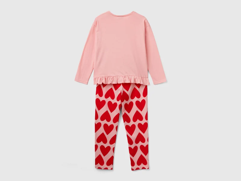 Pyjama mit Herzchenmuster