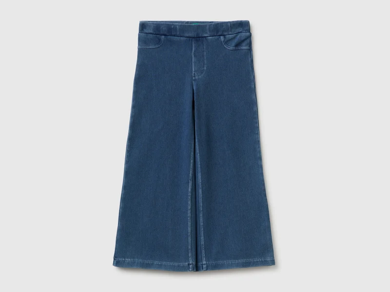 Stretchjeans mit weiter Passform