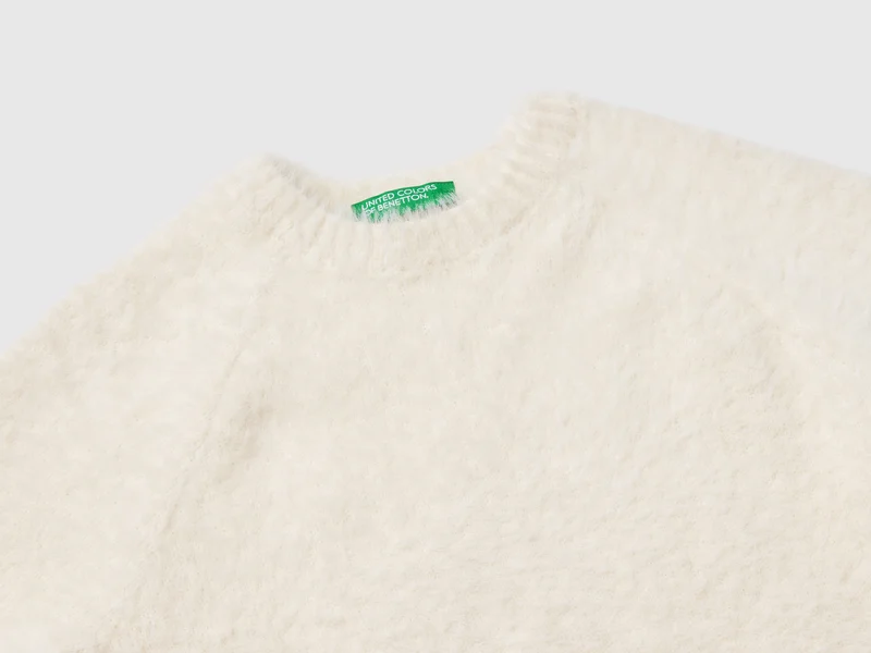 Pullover aus Pelzgarn