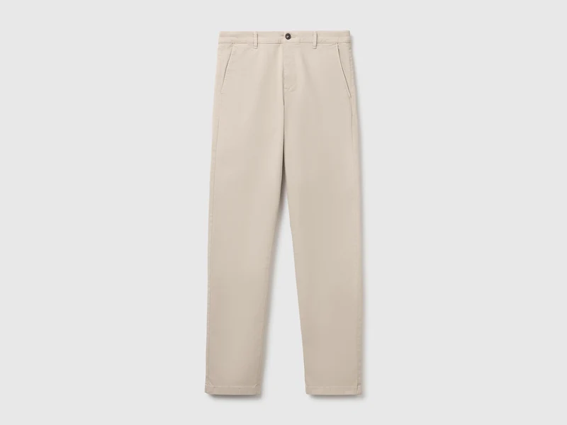 Schmal geschnittene Baumwollchinos