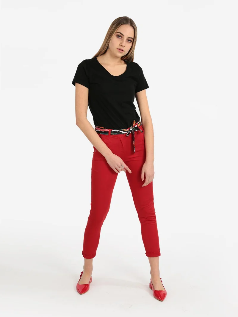 T-Shirt donna con scollo a V - nero