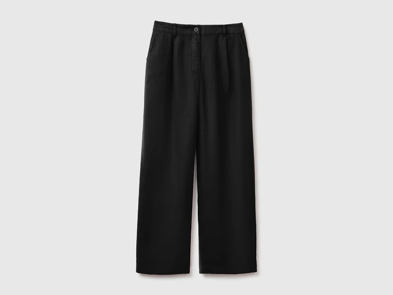Hochgeschnittene Hose aus reinem Leinen