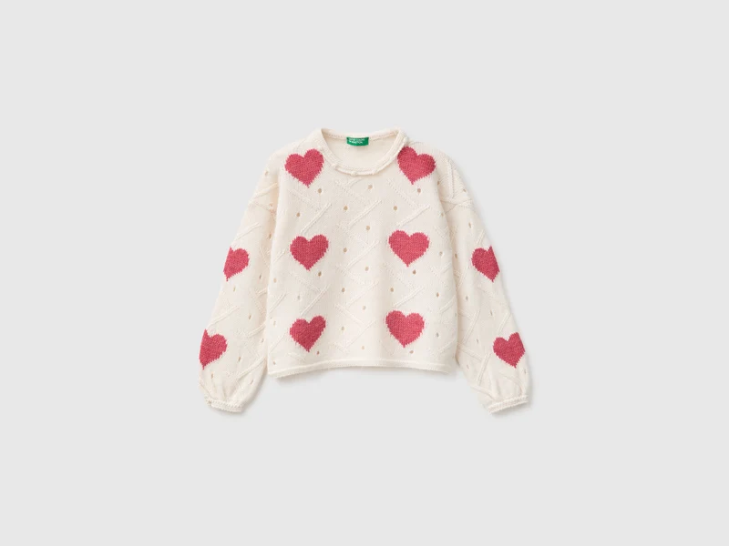 Pullover mit Herzapplikation
