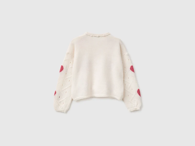 Pullover mit Herzapplikation