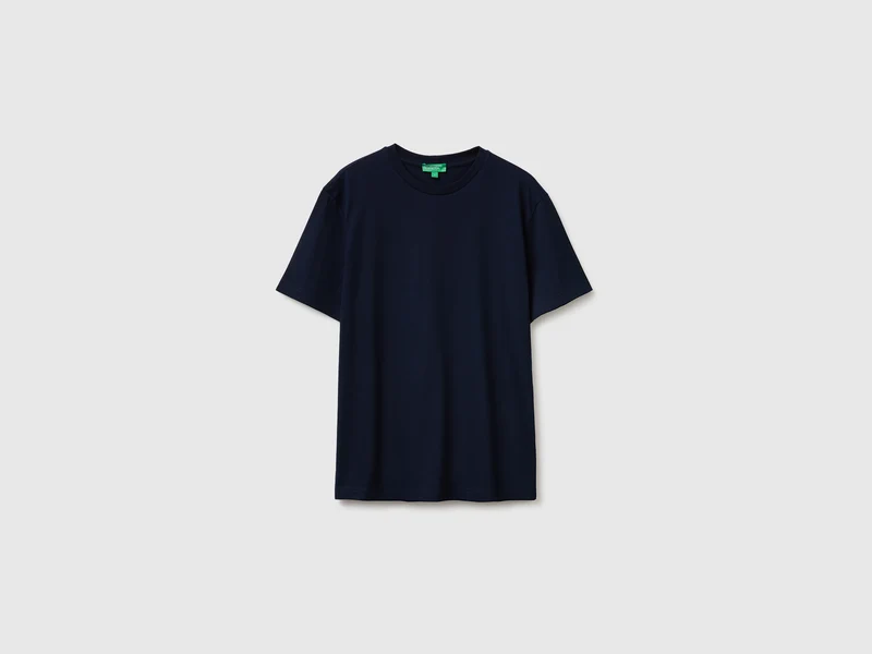 Blaues T-Shirt