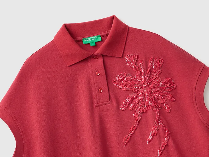 Ärmelloses Poloshirt mit Stickerei