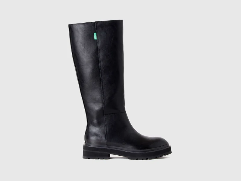 Schwarze Schlauchstiefel