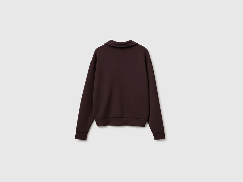 Fließendes Sweatshirt mit Rollkragen