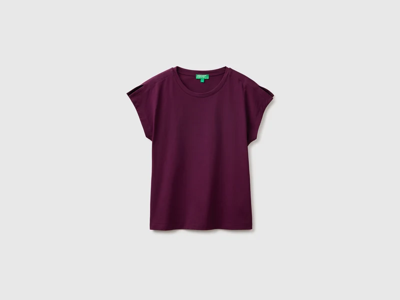 T-Shirt mit Schlitzen am Ärmel