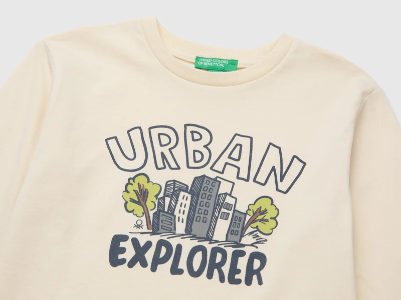 T-Shirt aus 100% Bio-Baumwolle mit Aufdruck
