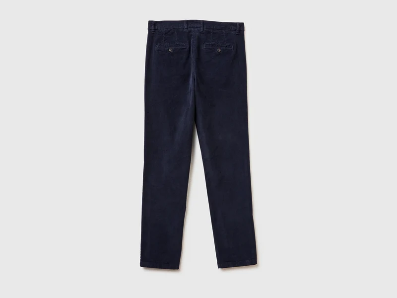 Slim Fit Hose aus Stretchsamt