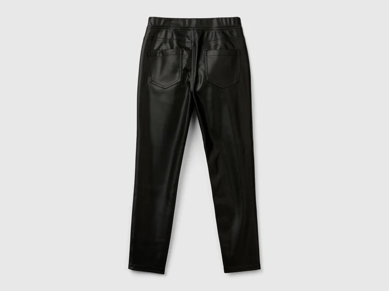 Beschichtete Stoffhose