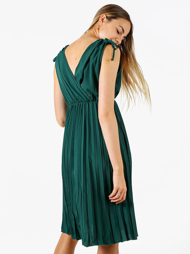 Abito donna a spalla larga con gonna plissettata - verde