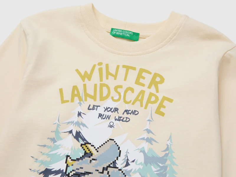 T-Shirt mit warmem Baumwolldruck