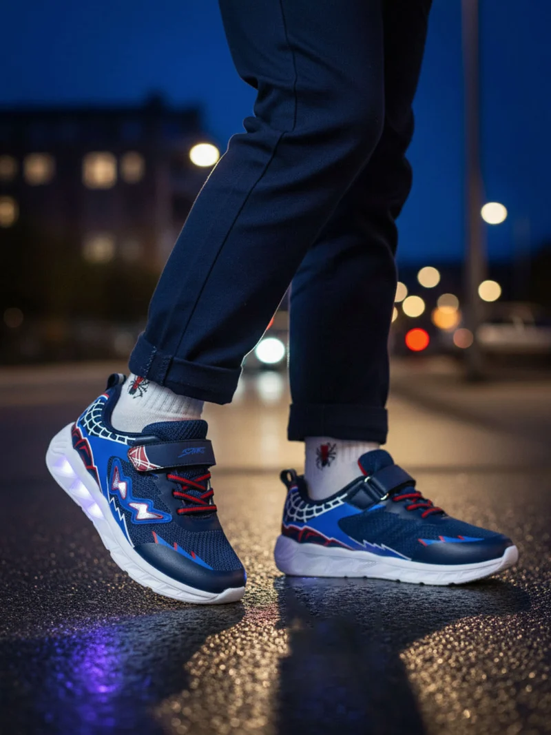 Sneakers da ragazzo con luci e cinturino a strappo - blu