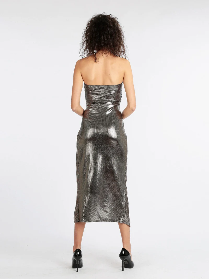 Abito lungo con lurex senza spalline - champagne