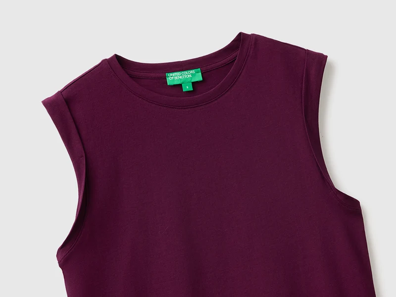 Ärmelloses T-Shirt