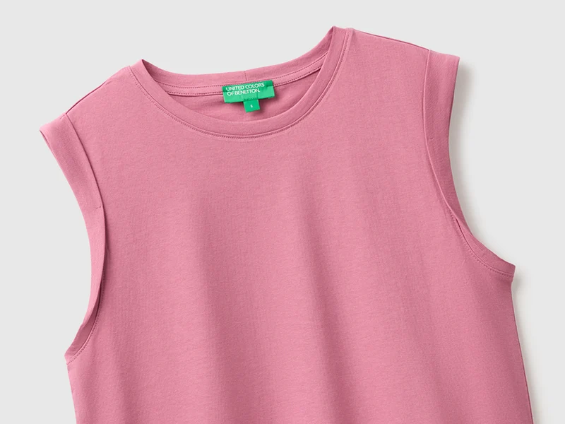 Ärmelloses T-Shirt