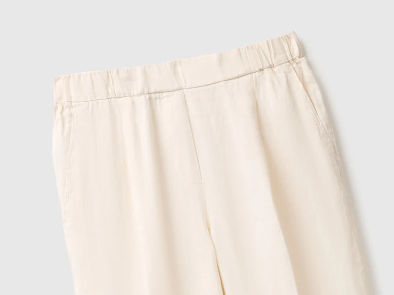 Karottenförmige Hose aus reinem Leinen