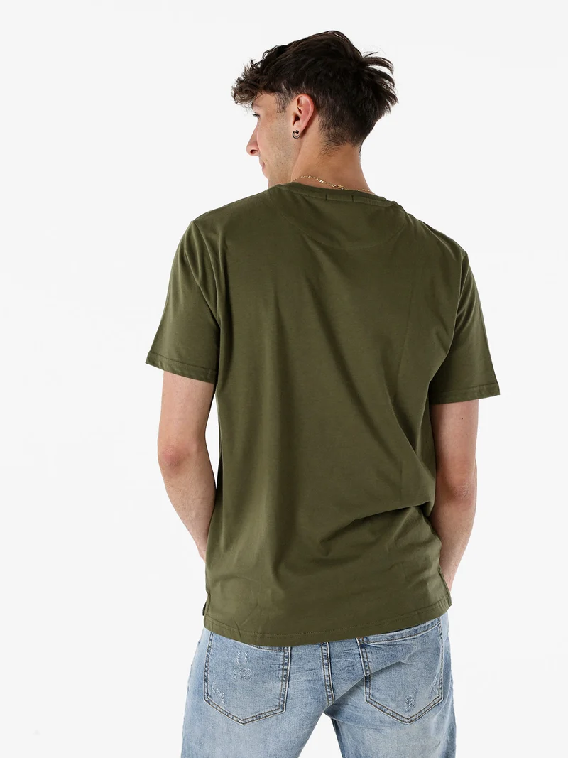 T-shirt da uomo in cotone con taschino - militare