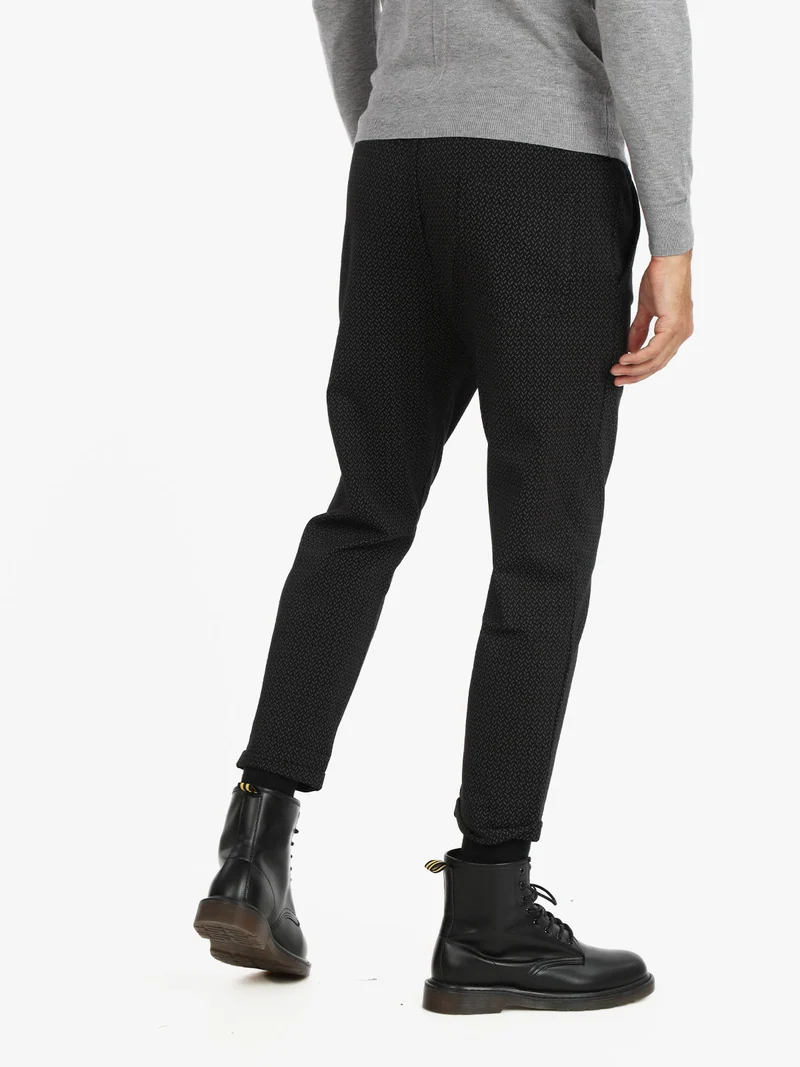 Pantaloni casul da uomo con coulisse e risvolto - nero