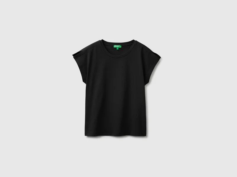 T-Shirt mit Schlitzen am Ärmel