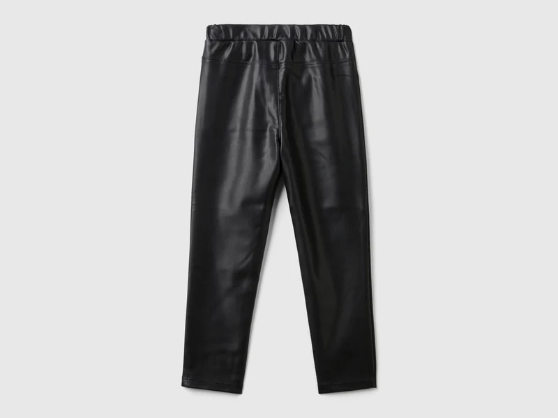 Beschichtete Stoffhose