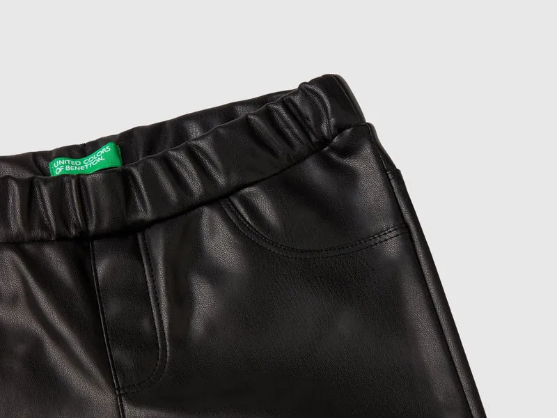 Beschichtete Stoffhose